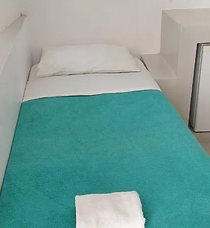 Fira Cityliv Rooms Apartamento *