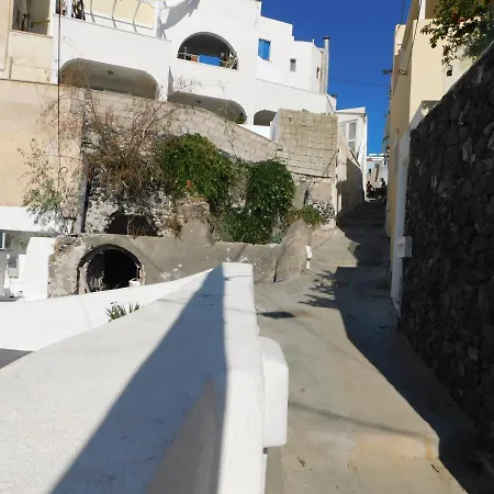Fira Cityliv Rooms דירה